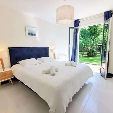 Hébergement de vacances La Verdoyante -tennis Piscine-proche Pont L'evêque *