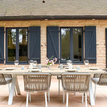 La Verdoyante -tennis Piscine-proche Pont L'evêque Hébergement de vacances Surville (Calvados)