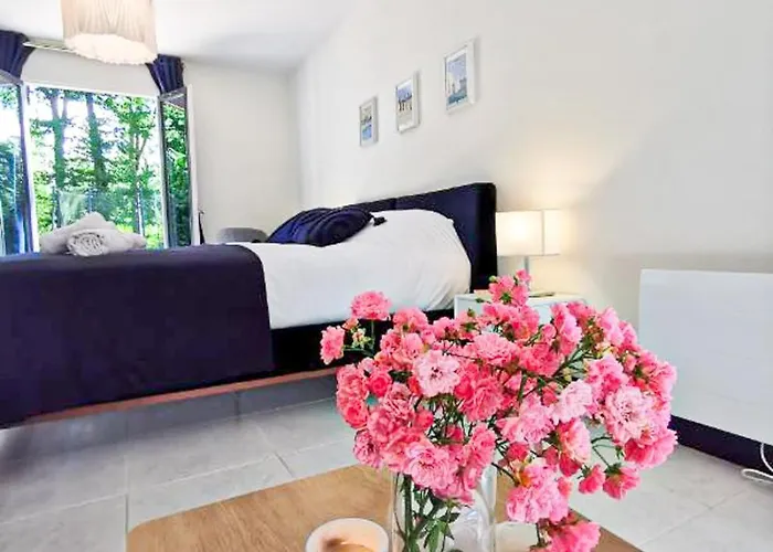 Feriehus La Verdoyante -tennis Piscine-proche Pont L'eveque Surville (Calvados)