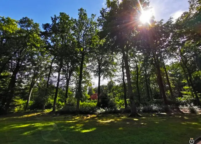 La Verdoyante -tennis Piscine-proche Pont L'eveque Feriehus Surville (Calvados)