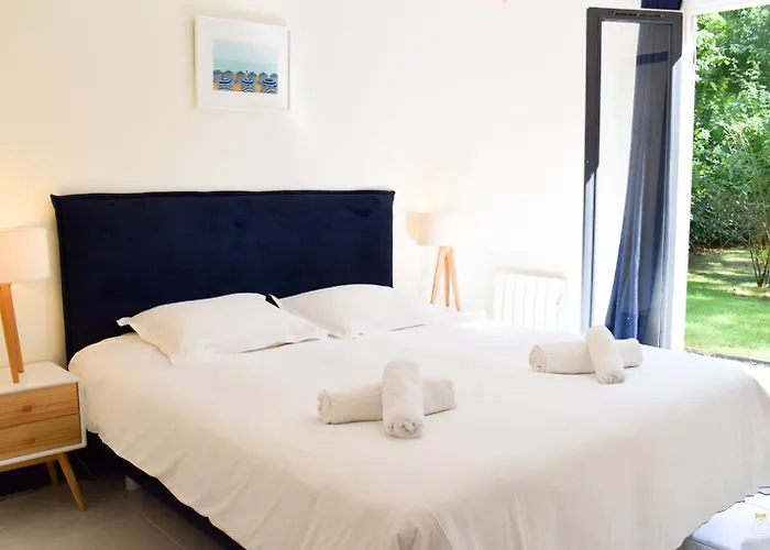 La Verdoyante -tennis Piscine-proche Pont L'eveque Feriehus *