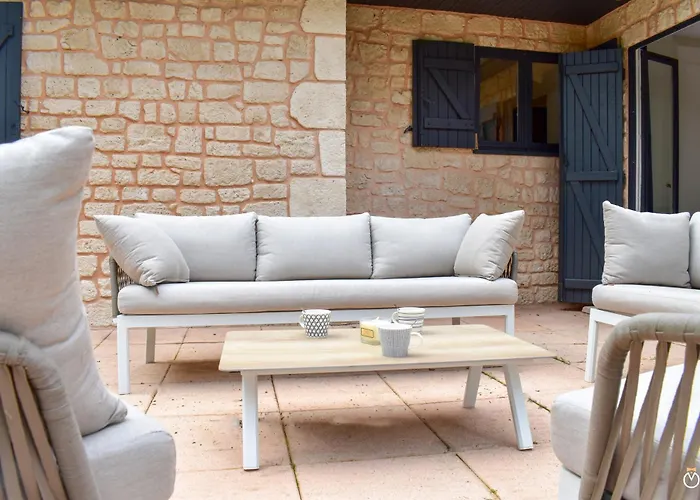 La Verdoyante -tennis Piscine-proche Pont L'eveque Surville (Calvados)