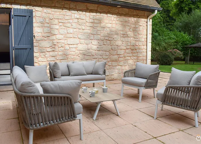 La Verdoyante -tennis Piscine-proche Pont L'eveque Feriehus *